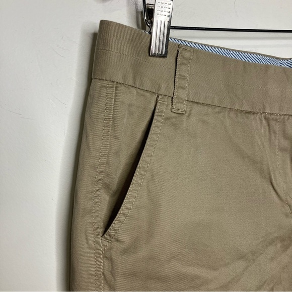 J. Crew 100% cotton chino broken in khaki shorts size 10 - Picture 3 of 6
